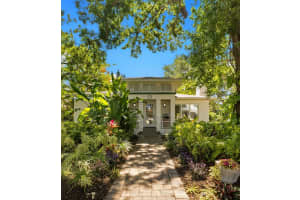 135 ARANDA STREET, ST PETERSBURG, FL 33704 - MLS#MFRTB8510430