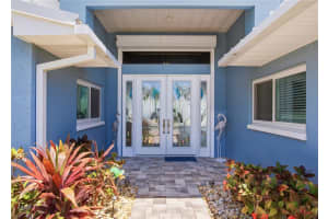 547 JOHNS PASS AVENUE, MADEIRA BEACH, FL 33708 - MLS#MFRTB8510503