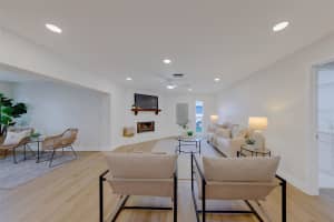 11818 69TH WAY, LARGO, FL 33773 - MLS#MFRTB8510695