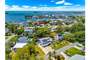 201 LAGOON DRIVE, PALM HARBOR, FL 34683 - MLS#MFRTB8510724