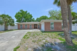 8410 LAVA PLACE, TAMPA, FL 33615 - MLS#MFRTB8510819