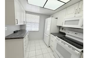 2465 NORTHSIDE DRIVE, CLEARWATER, FL 33761 - MLS#MFRTB8510932