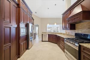 2726 VALENCIA GROVE DRIVE, VALRICO, FL 33596 - MLS#MFRTB8510957