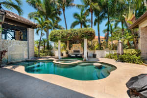 200 BRIGHTWATERS BOULEVARD, ST PETERSBURG, FL 33704 - MLS#MFRTB8511006