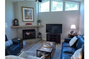 961 LIVE OAK AVENUE, ST PETERSBURG, FL 33703 - MLS#MFRTB8511032