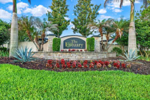 11513 BLUE CRANE STREET, RIVERVIEW, FL 33569 - MLS#MFRTB8511079