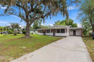 7815 PINE HILL DRIVE, TAMPA, FL 33617 - MLS#MFRTB8511114