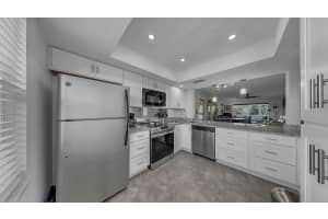 7321 CENTRAL AVENUE, ST PETERSBURG, FL 33710 - MLS#MFRTB8511142