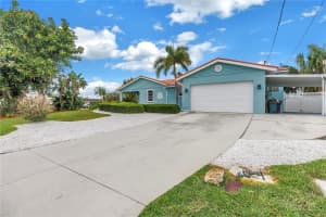 4911 PALMETTO POINT DRIVE, PALMETTO, FL 34221 - MLS#MFRTB8511146