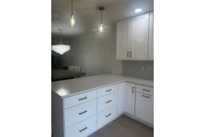 1624 STICKNEY POINT ROAD, SARASOTA, FL 34231 - MLS#MFRTB8511188