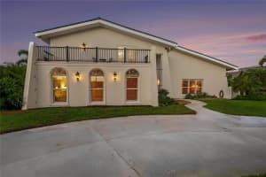 5900 Leeland St S, ST PETERSBURG
