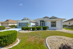 323 CALOOSA PALMS COURT, SUN CITY CENTER, FL 33573 - MLS#MFRTB8511332
