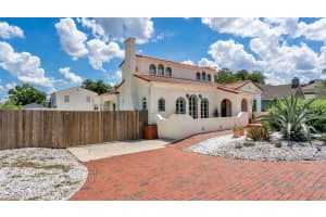 743 EDGEWOOD DRIVE, LAKELAND, FL 33803 - MLS#MFRTB8511397