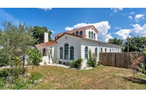 743 EDGEWOOD DRIVE, LAKELAND, FL 33803 - MLS#MFRTB8511397