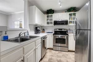 501 KNIGHTS RUN AVENUE, TAMPA, FL 33602 - MLS#MFRTB8511460