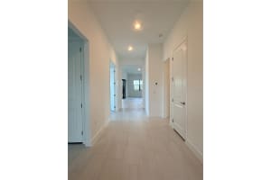 5031 GOLDEN SHORE COURT, LAKEWOOD RANCH, FL 34211 - MLS#MFRTB8511548