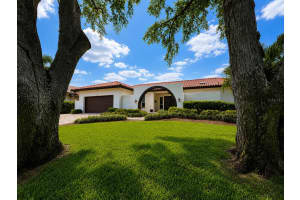 4901 LANSING ST NE, ST PETERSBURG, FL 33703 - MLS#MFRTB8511712