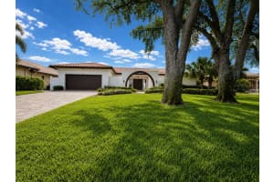 4901 LANSING ST NE, ST PETERSBURG, FL 33703 - MLS#MFRTB8511712