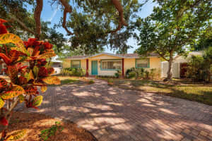 230 43RD AVENUE, ST PETERSBURG, FL 33703 - MLS#MFRTB8511762