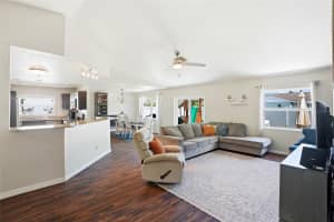 8405 SOMERSET DRIVE, LARGO, FL 33773 - MLS#MFRTB8511873