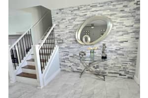 7002 DANEWOOD COURT, TAMPA, FL 33615 - MLS#MFRTB8511921