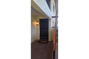 1807 HAMMOCK PINE BOULEVARD, CLEARWATER, FL 33761 - MLS#MFRTB8511971