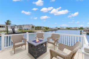 124 Americana Ct Ne #214, ST PETERSBURG