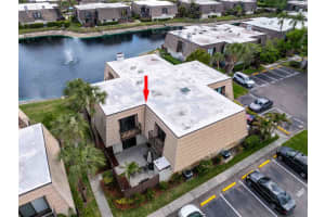 15307 POND WOODS DRIVE, TAMPA, FL 33618 - MLS#MFRTB8512188