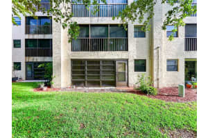11485 OAKHURST ROAD, LARGO, FL 33774 - MLS#MFRTB8512199
