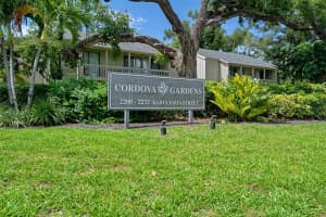 2220 BAHIA VISTA STREET, SARASOTA, FL 34239 - MLS#MFRTB8512388