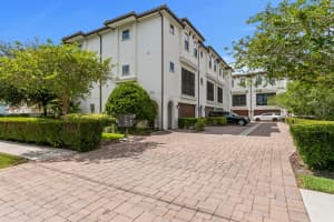 3215 DE LEON STREET, TAMPA, FL 33609 - MLS#MFRTB8512420