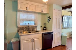 664 52ND WAY, ST PETERSBURG, FL 33707 - MLS#MFRTB8512428