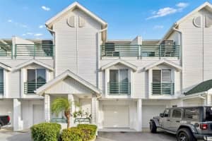 320 ISLAND WAY, CLEARWATER BEACH, FL 33767 - MLS#MFRTB8512455