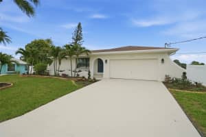 604 KINGSTON COURT, APOLLO BEACH, FL 33572 - MLS#MFRTB8512482