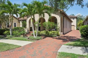 6149 YEATS MANOR DRIVE, TAMPA, FL 33616 - MLS#MFRTB8512587