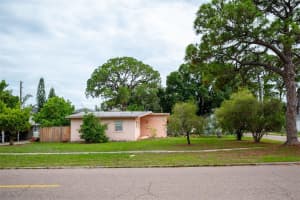 494 34TH AVENUE, ST PETERSBURG, FL 33704 - MLS#MFRTB8512643