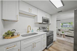 4970 43RD AVENUE, ST PETERSBURG, FL 33709 - MLS#MFRTB8512667