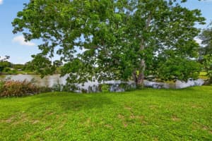 6819 MEADOWLAWN DRIVE, ST PETERSBURG, FL 33702 - MLS#MFRTB8512680