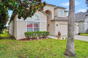 204 ELDERBERRY DRIVE, DAVENPORT, FL 33897 - MLS#MFRTB8512714