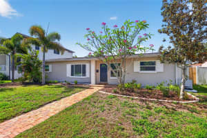 642 38TH AVENUE, ST PETERSBURG, FL 33704 - MLS#MFRTB8512728