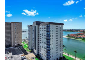 5220 BRITTANY DRIVE, ST PETERSBURG, FL 33715 - MLS#MFRTB8512752