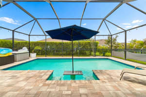 7426 SUNGOLD MEADOW COURT, APOLLO BEACH, FL 33572 - MLS#MFRTB8512819