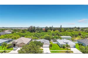 1810 BONITA BLUFF COURT, RUSKIN, FL 33570 - MLS#MFRTB8512890