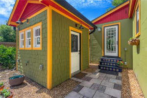 1427 POWHATAN AVENUE, TAMPA, FL 33604 - MLS#MFRTB8512958