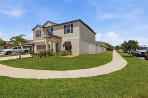 5052 WHITE CHICORY DRIVE, APOLLO BEACH, FL 33572 - MLS#MFRTB8512972