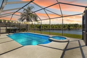 8758 CRYSTAL CREEK COURT, LAND O LAKES, FL 34638 - MLS#MFRTB8513004