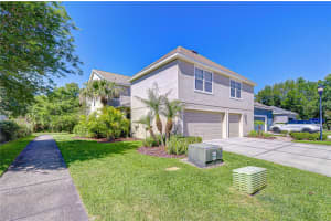 6135 CHURCHSIDE DRIVE, LITHIA, FL 33547 - MLS#MFRTB8513040