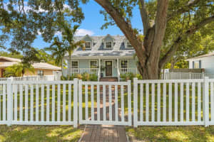 516 36TH AVENUE, ST PETERSBURG, FL 33704 - MLS#MFRTB8513049