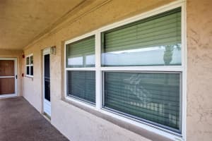 10038 62ND TERRACE, ST PETERSBURG, FL 33708 - MLS#MFRTB8513071