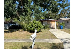 1580 OAK VILLAGE DRIVE, LARGO, FL 33778 - MLS#MFRTB8513160